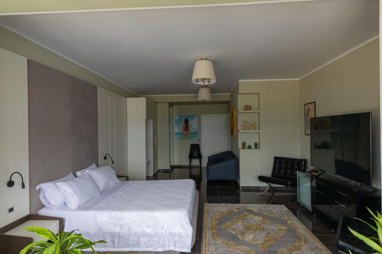 Hotel Pirro Avlonya Dış mekan fotoğraf