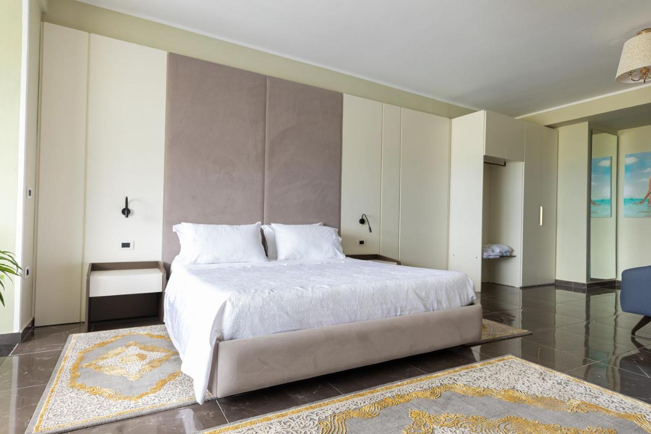 Hotel Pirro Avlonya Dış mekan fotoğraf